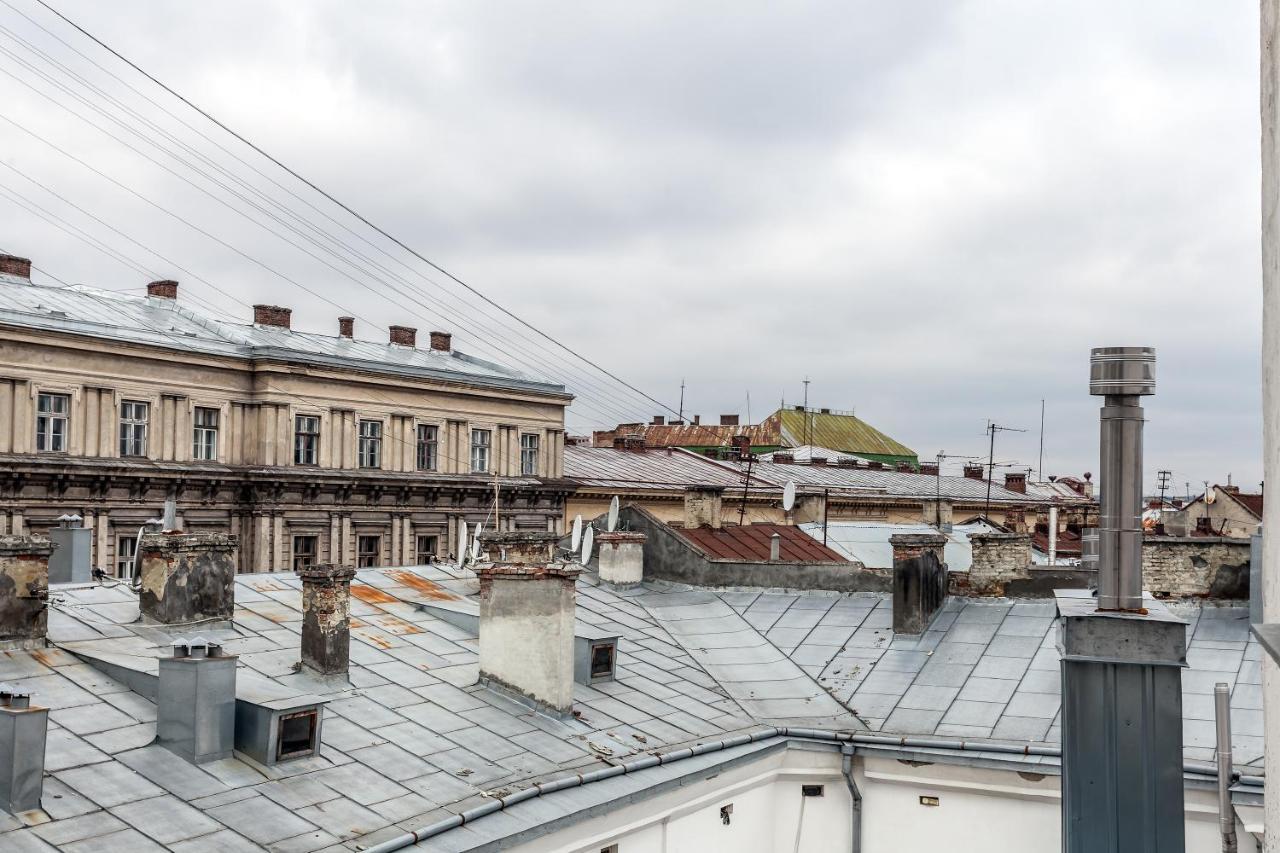 Centrum Hostel Львов Экстерьер фото
